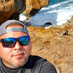 Meet your Posher, Jonathan